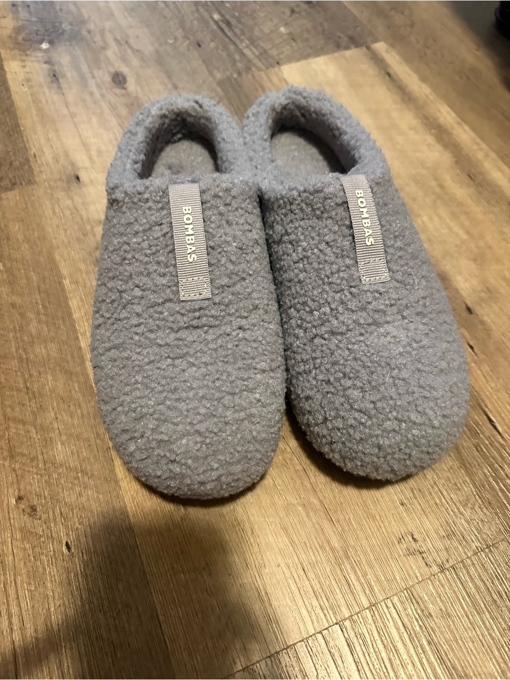 Bombas Sunday Slippers Cozy Plush Slip-On Slippers — Gray NEW